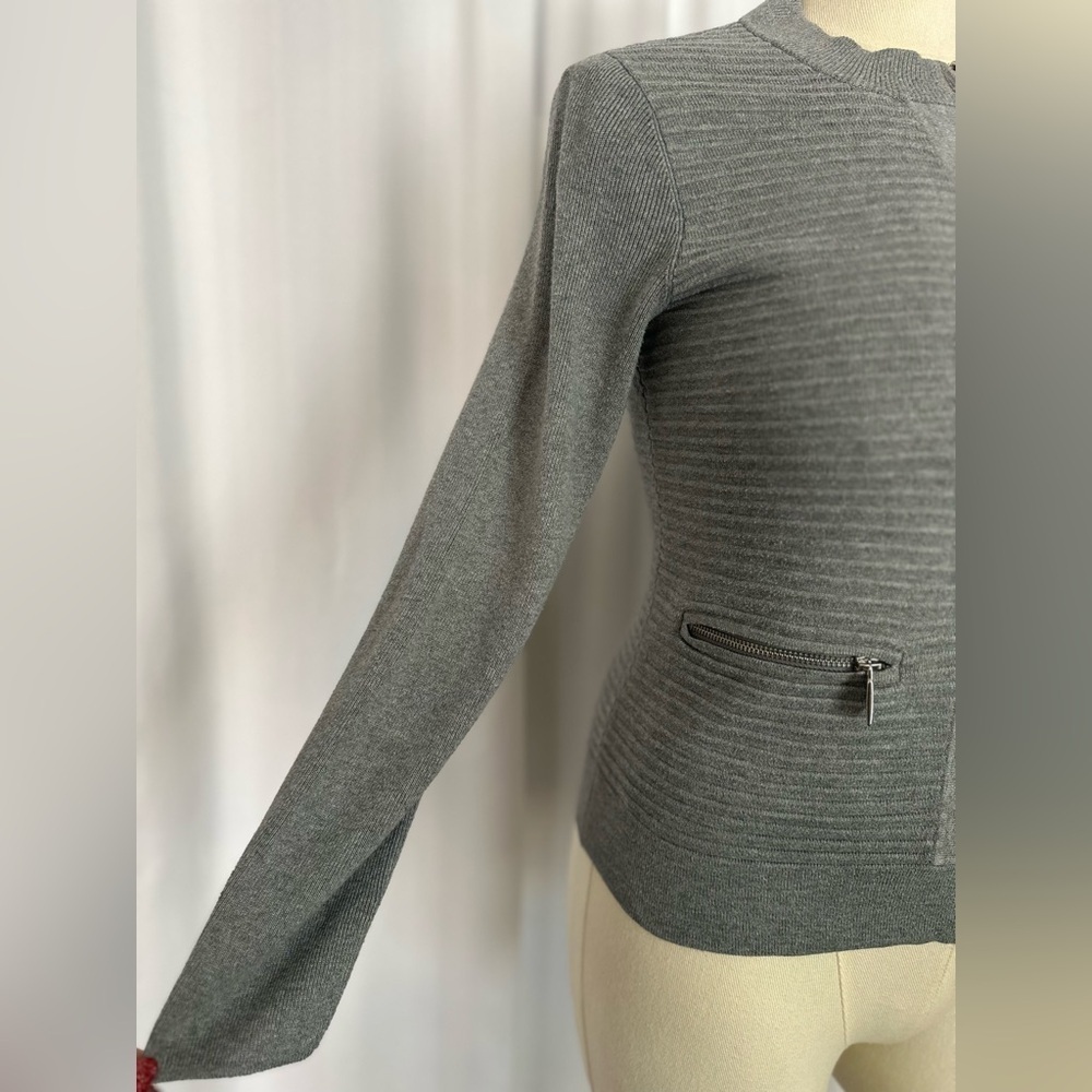 Lands’ End Outfitters Gray Zip-Front Knit Jacket | Size XS - Picture 7 of 17